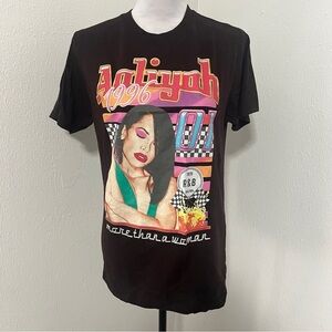 Aaliyah Women’ Size Medium Graphic 1996 R&B Music Black Short Sleeve Tee Casual